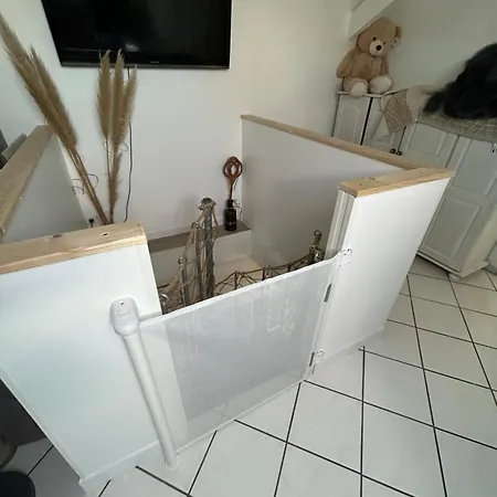 Petite Maison Dans Village Animé Apartamento *